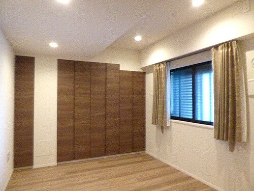 ライオンズ船橋本町マークスフォート 洋室　約6.0畳　CL※前回募集時／2024年5月の写真