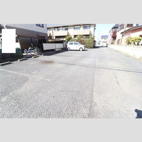 フラワーハイツ中野　A・B 駐車場