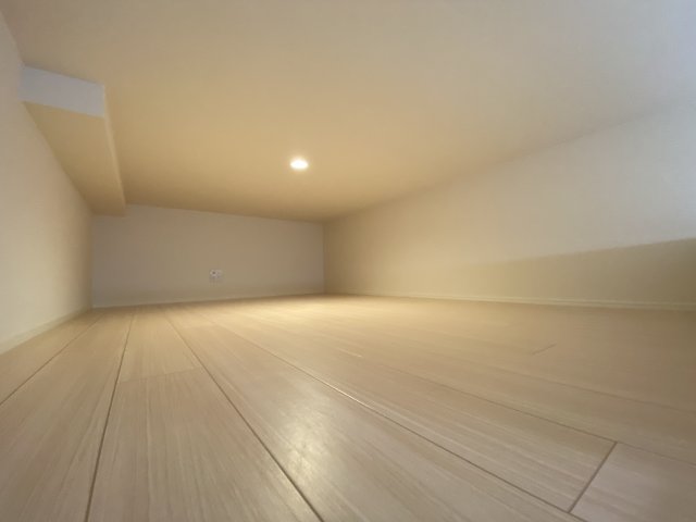 G・Aヒルズ鶴見小野103号室 寝室