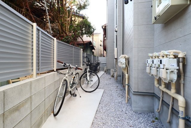 レゼント2階 駐輪場