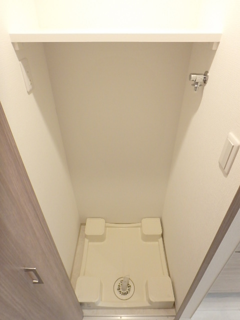 ガーラ・プレシャス練馬3階 室内洗濯機置場