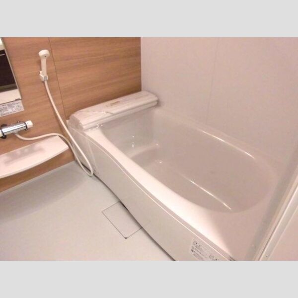 リジェール吹上203号室 追い焚き機能付き一坪風呂