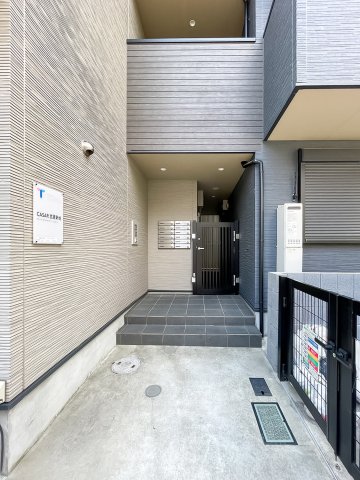 CASAR武蔵新城102号室 エントランス