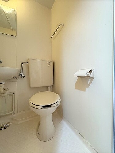 ハウス・エプタ トイレ