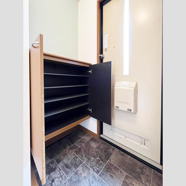 ドエルカルミア　B B101号室シューズボックス