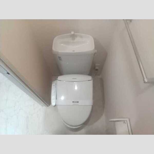 ジャルディネット102号室 トイレ