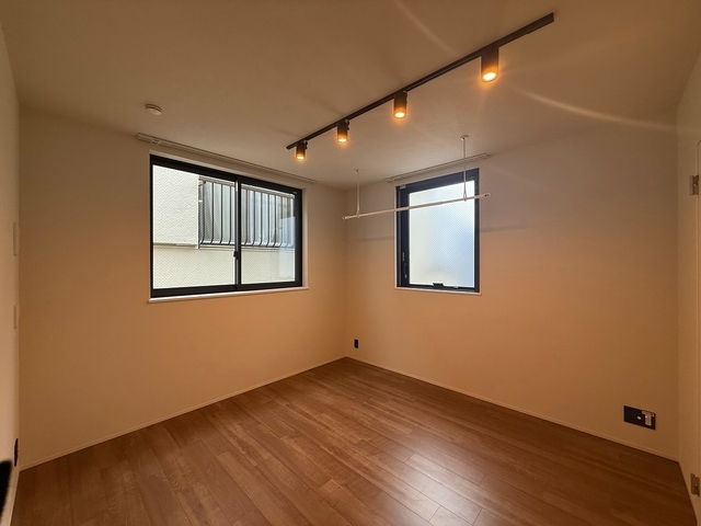 アトリオフラッツ三軒茶屋Ｎｏｒｔｈ203号室 洋室7.4帖　2025年10月撮影