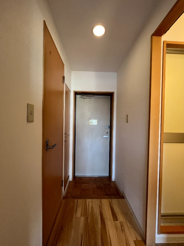 レジデンス花水木2階 玄関