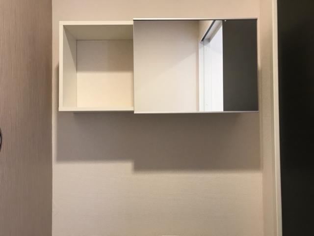 シャルマン102号室 室内