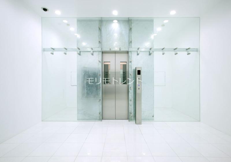 カスタリア雪谷5階 エレベーターホール