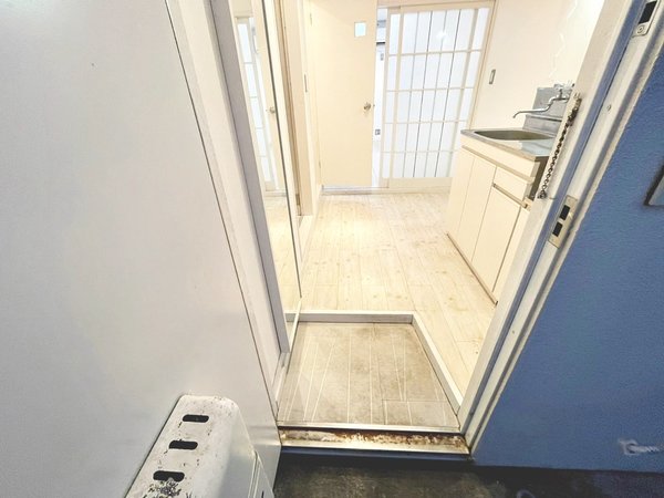 グリーンハイツコバクラ208号室 玄関