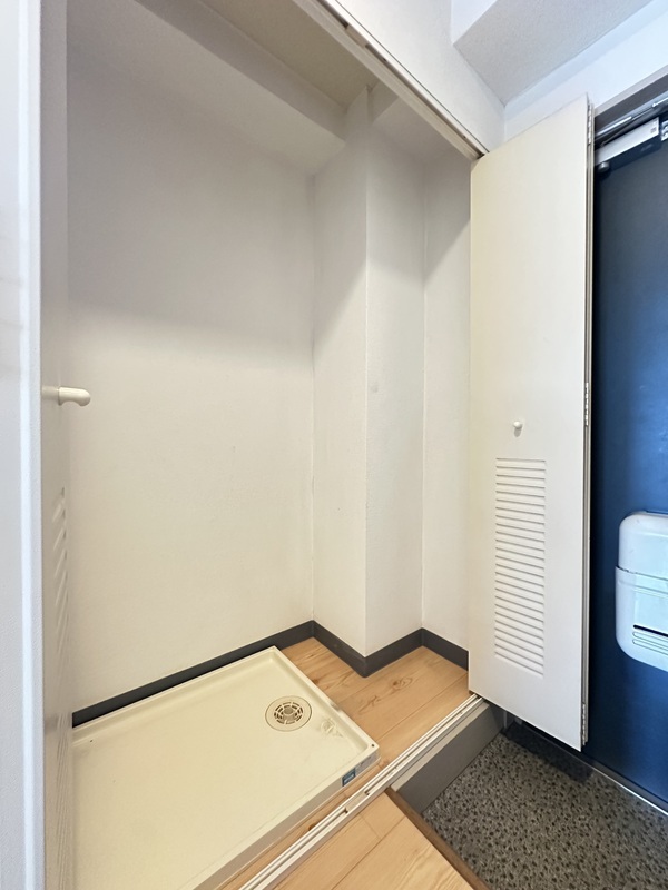 小杉SIビル1階 洗濯機置き場