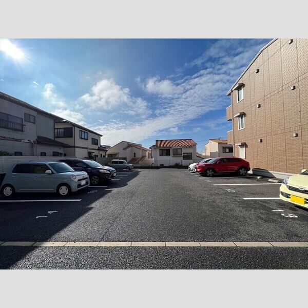 グランドゥールヒル　Ⅰ201号室 駐車場