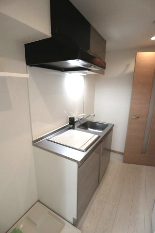 ベイルーム六浦Ｂ棟102号室 キッチン