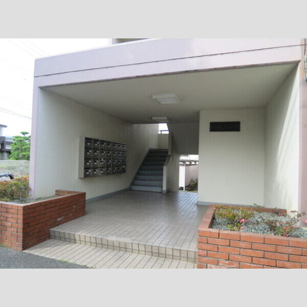 103号室