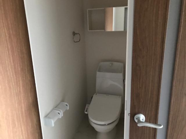 ミカーサ八木町603号室 トイレ