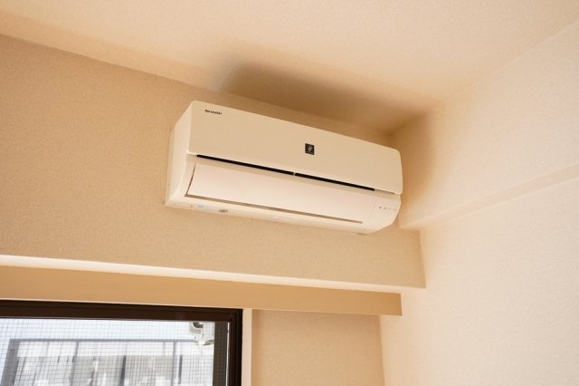 ロイヤルパレス原宿2階 エアコン