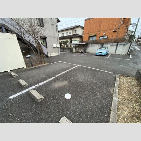 カサグランデ101号室 駐車場