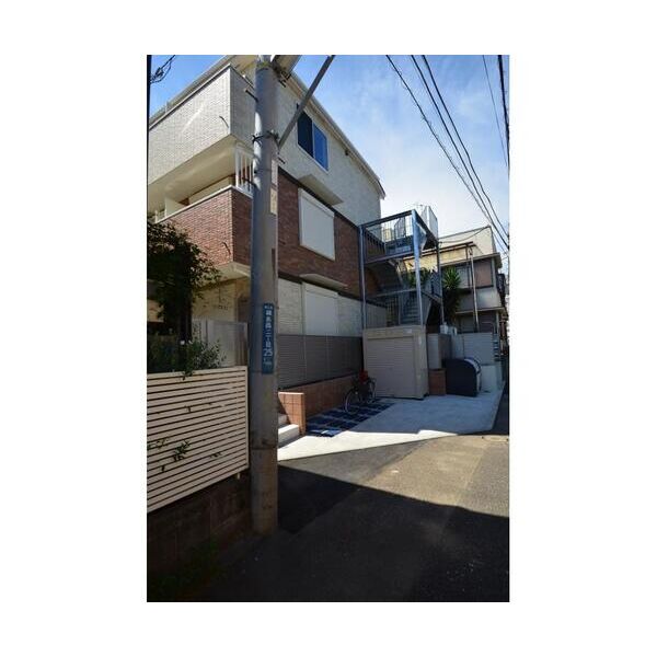 パルトネール綱島I303号室 外観