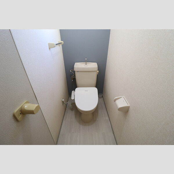 ヴィラモデルナ　B103号室 温水洗浄暖房便座