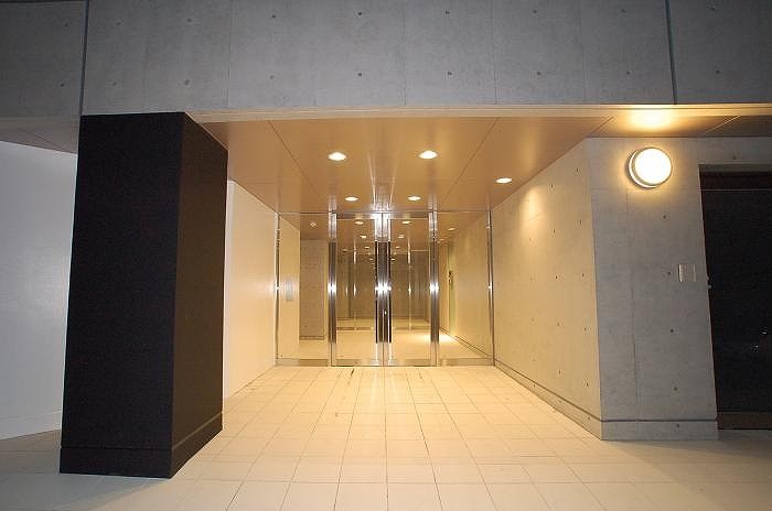 グランドコンシェルジュ立川9階 エントランス