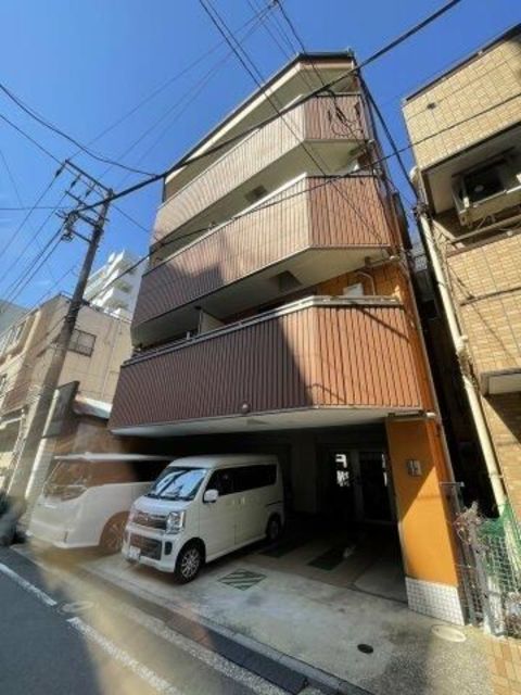 上間ビルの外観画像