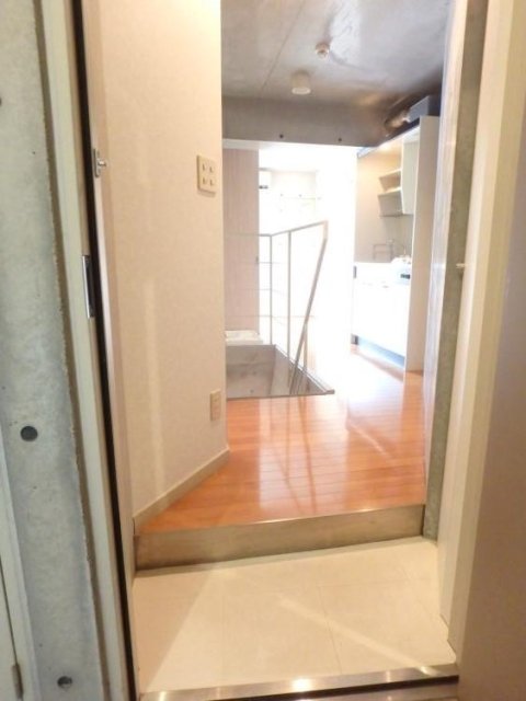 ｐｅｒｇｏｌａ 玄関