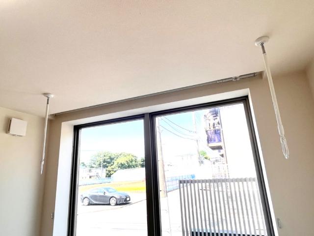 Ｃｒｅｃｉａ105号室 室内物干し