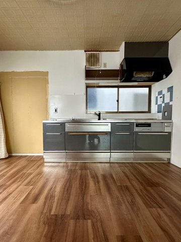 港南区笹下5丁目戸建 キッチン