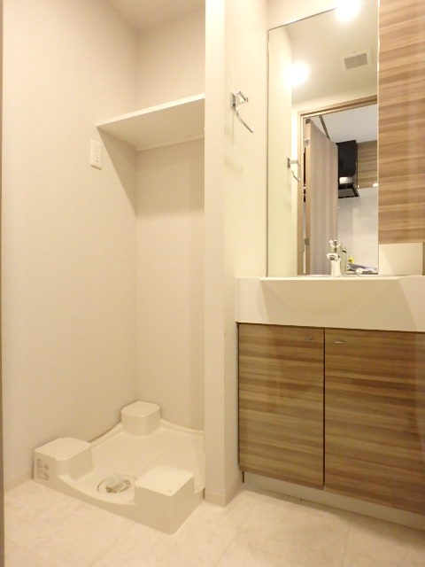 ガーラ横濱関内グランドステージ4階 独立洗面台付き