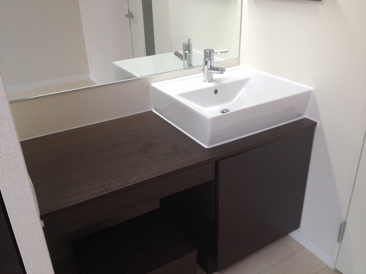 レオネクスト撫子邸 独立洗面台