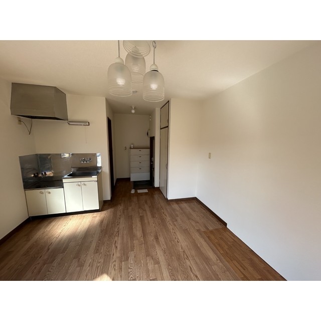 サンホワイトN103号室 リビング