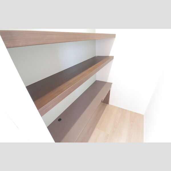 ルベルコート(RUBER COURT)302号室 ワークデスク