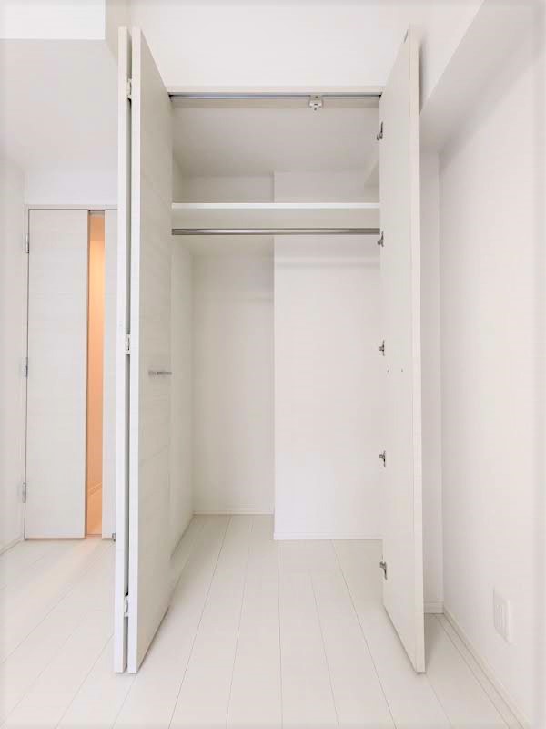 レスティア三軒茶屋601号室 収納