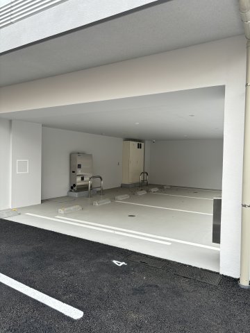 GENOVIA妙典0401号室 駐車場