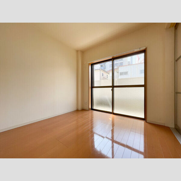 越山マンション101号室 洋室