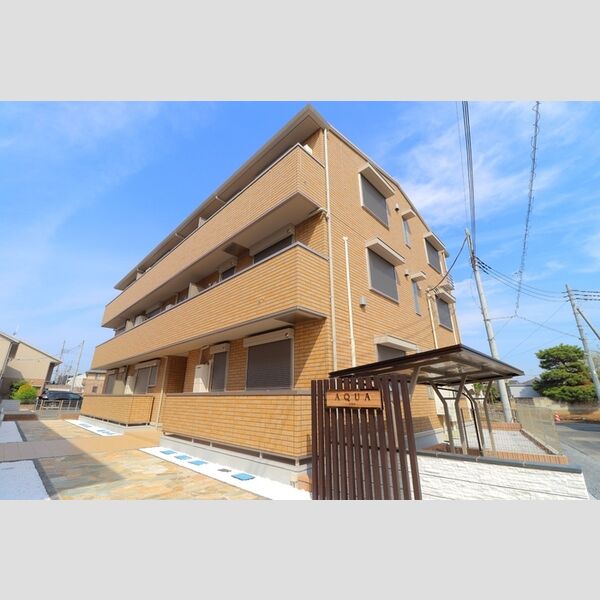 アクア302号室 建物外観