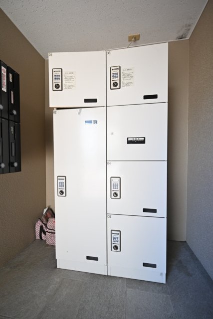 フレグラント町田7階 宅配BOX