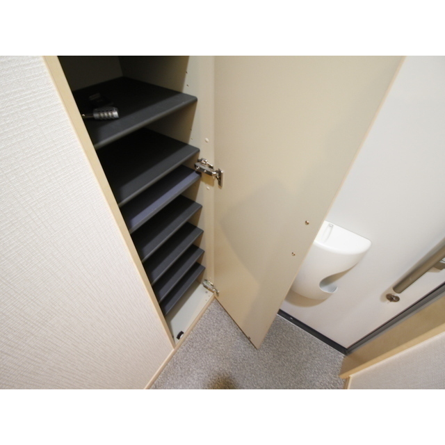 アムール 優105号室 玄関