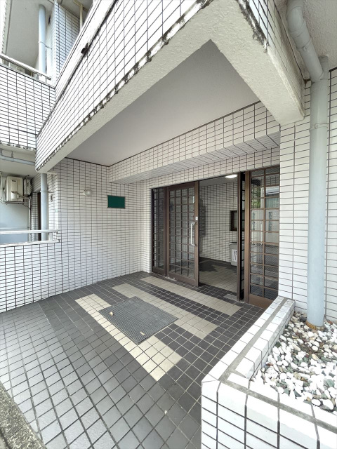 スカイコート都立大学309号室 エントランス