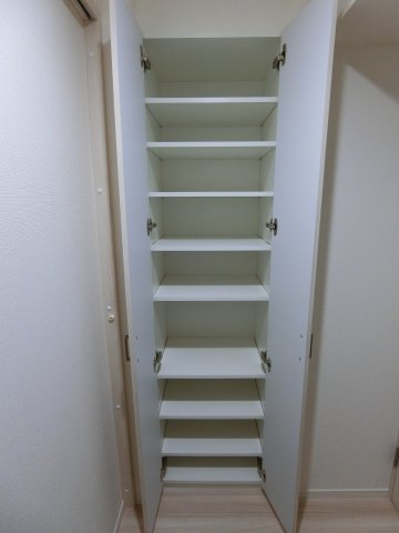 SYNEX PREMIER ASAKUSABASHI1001号室 同建物別部屋の参考画像