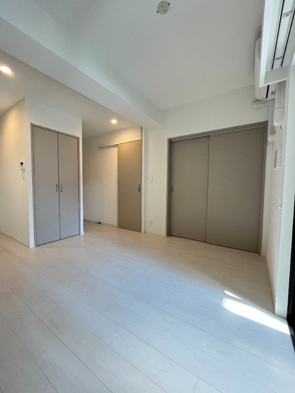 ワンルーフレジデンス台東根岸2階 リビング