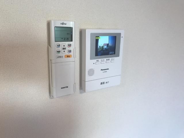 ラ・ジオンあきる野106号室 カメラ付インターホン