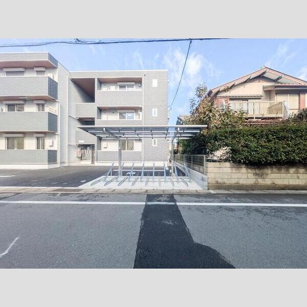 エンテスカリオン 周辺