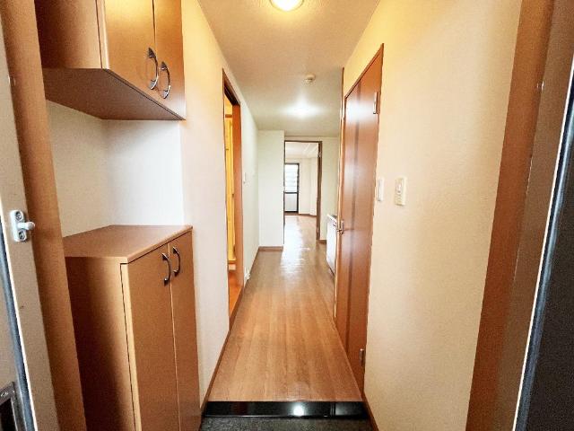 パラシオン平塚 玄関