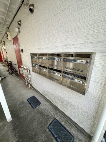 ランドヒルズウエストB棟204号室 その他共有部分