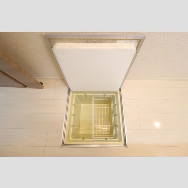 アリエッタ 床下収納