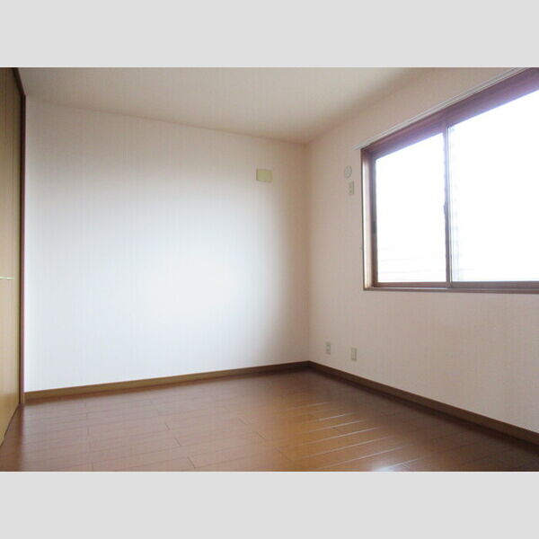 セジュール山の根302号室 洋室