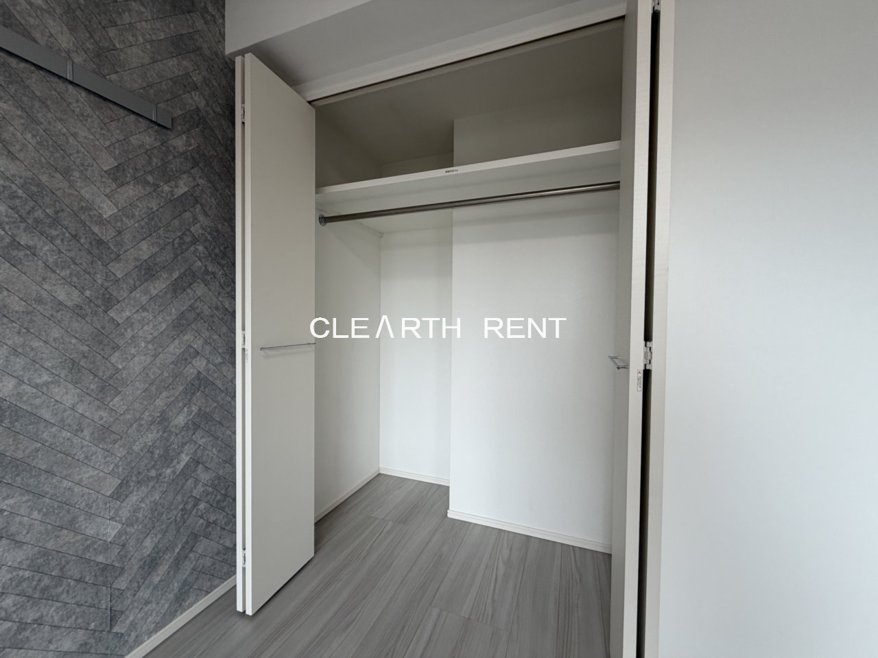 プラシア蒲田 ＴＨＥ ＧＲＡＮＤ ＲＥＳＩＤＥＮＣＥ4階 収納クローゼット