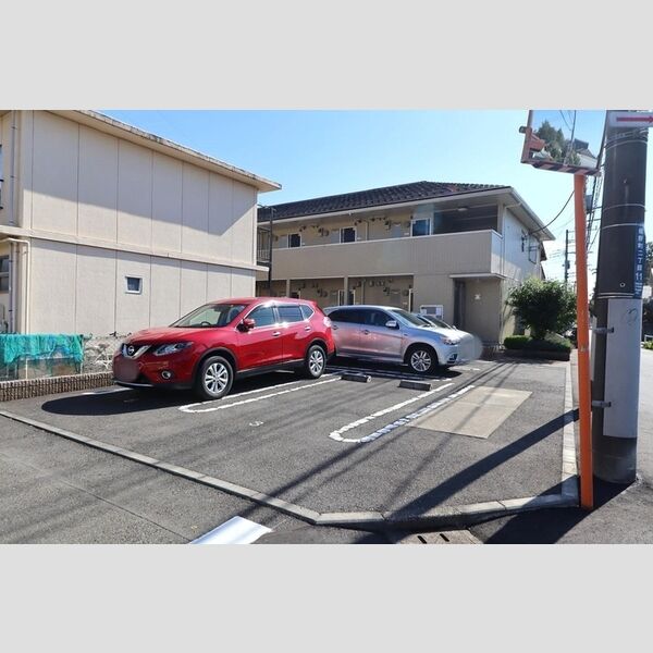 コンフォート東小金井106号室 駐車場